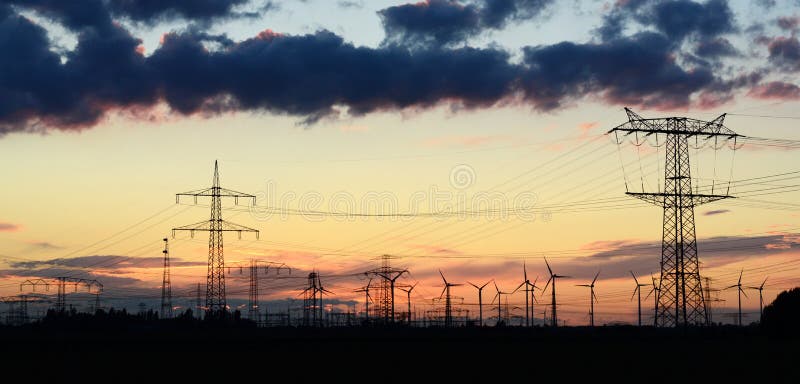 Power pylons for transporting electricity