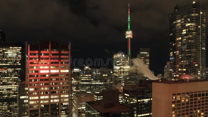Powietrznego Toronto, Kanada centrum miasta po zmroku zdjęcia stock Powietrznego Toronto, Kanada centrum miasta po zmroku zdjęcia stock