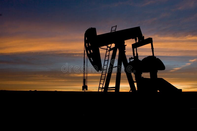 Pozo de petróleo fotografía de archivo libre de regalías
