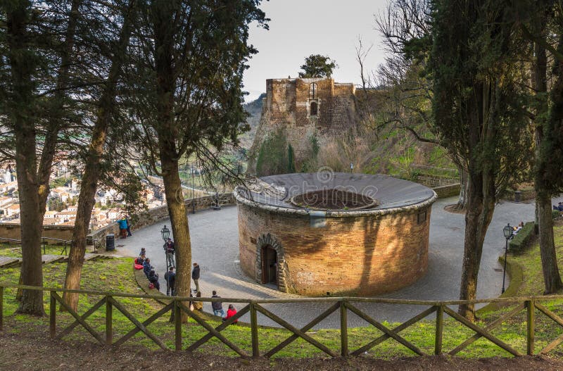 Pozzo SAN Patrizio ST Πάτρικ καλά σε Orvieto, Ιταλία στοκ εικόνα Pozzo SAN Patrizio ST Πάτρικ καλά σε Orvieto, Ιταλία στοκ εικόνα