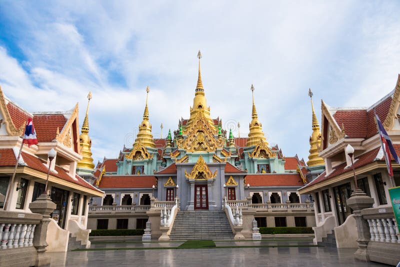 Prachuap Khiri Khan, Thailand - April, 17, 2017: Wat Thang Sai royalty-vrije stock fotografie Prachuap Khiri Khan, Thailand - April, 17, 2017: Wat Thang Sai royalty-vrije stock fotografie