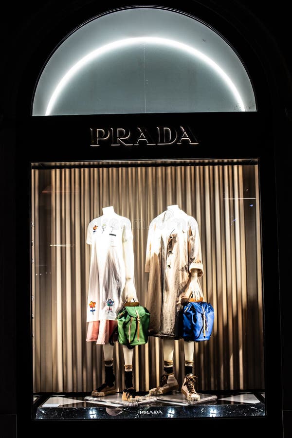 Prada Fashion Store, Window Shop, Bags 