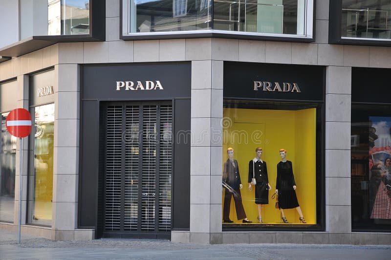 Prada Store Store is Closed Due Corona Virus in Denmark Editorial Image -  Image of danmark, amager: 179512495
