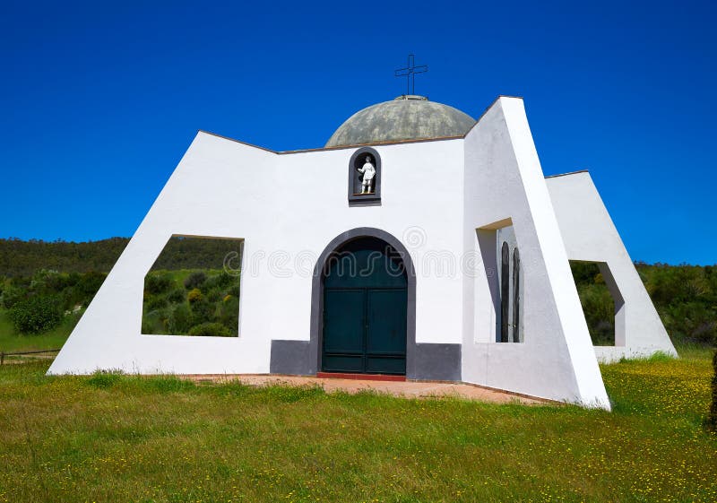 Pradera San Isidro kyrka förbi via den de la Plata vägen royaltyfri fotografi Pradera San Isidro kyrka förbi via den de la Plata vägen royaltyfri fotografi