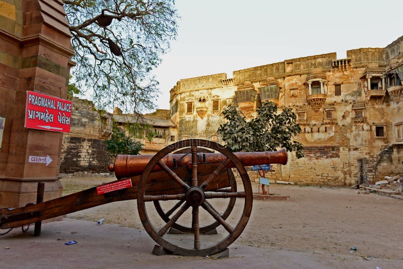 Prag Mahal i Bhuj royaltyfri fotografi Prag Mahal i Bhuj royaltyfri fotografi