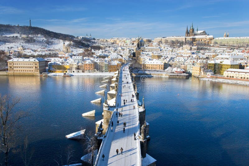 Prag-Schloss und Charles-Brücke, Prag (UNESCO), Tschechische Republik stockfotografie Prag-Schloss und Charles-Brücke, Prag (UNESCO), Tschechische Republik stockfotografie