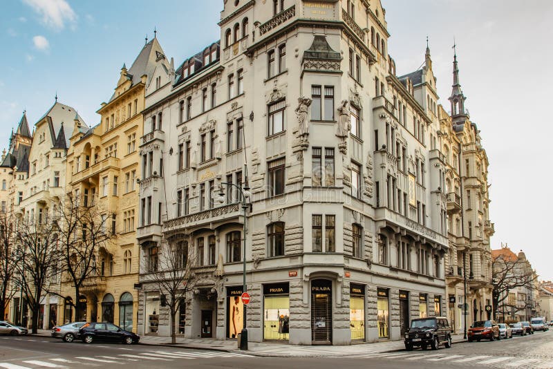 Group of tourist women in front of Louis Vuitton store on Parizska street  in Prague Czech Republic, Stock Photo, Picture And Rights Managed Image.  Pic. X4B-930770