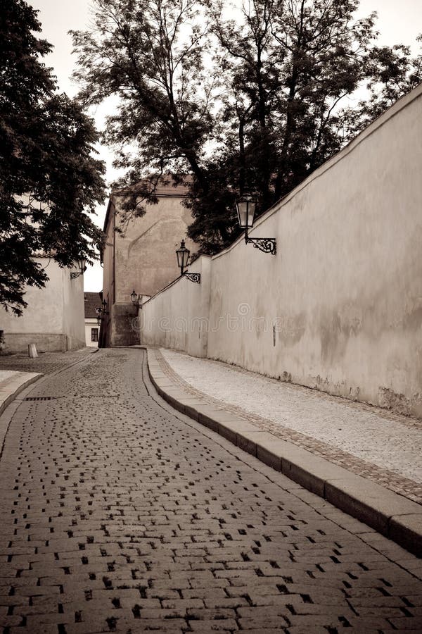 prague liten gata royaltyfria foton prague liten gata royaltyfria foton