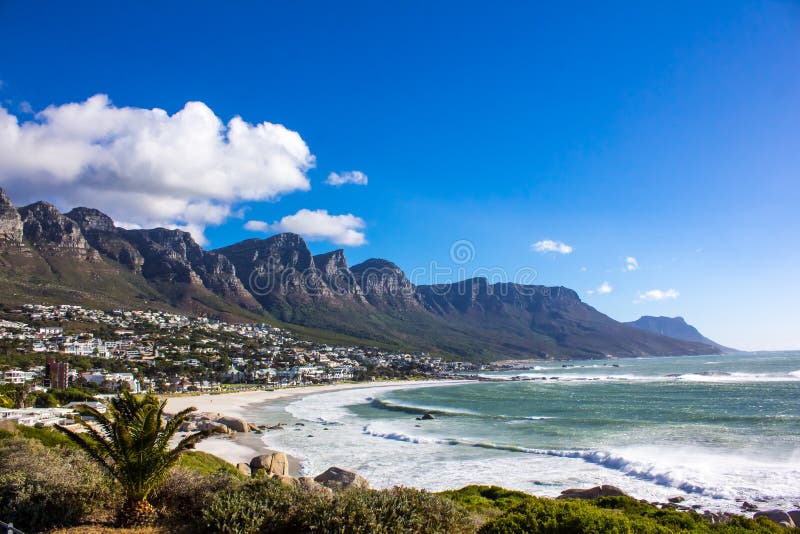 Praia de Camps Bay, Cidade do Cabo fotos de stock