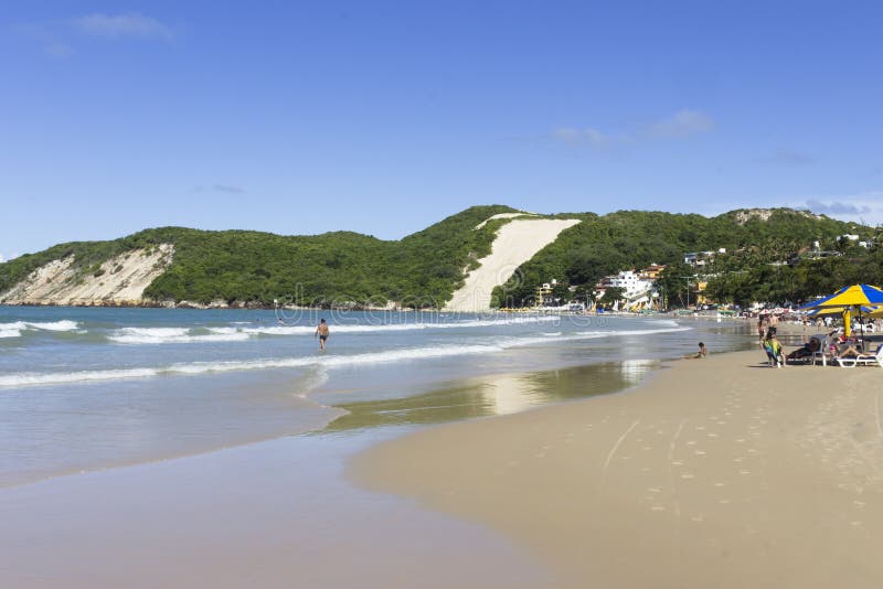 A Praia De Ponta Negra E O ` Morro Fazem O ` De Careca - Natal, RN, Brasil  Foto de Stock - Imagem de grande, altura: 93167460