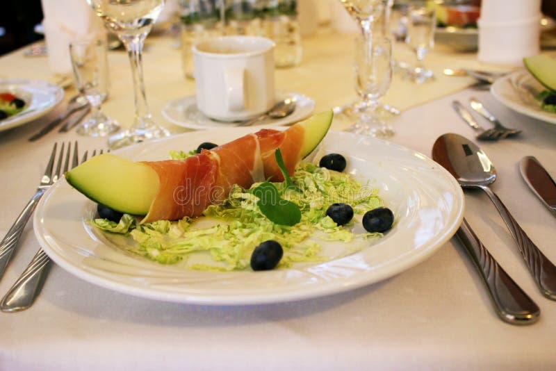 Prato Do Prosciutto E Melone Imagem de Stock Imagem de aperitivo