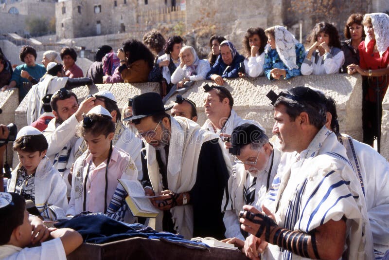 Prayer at the wailing wall