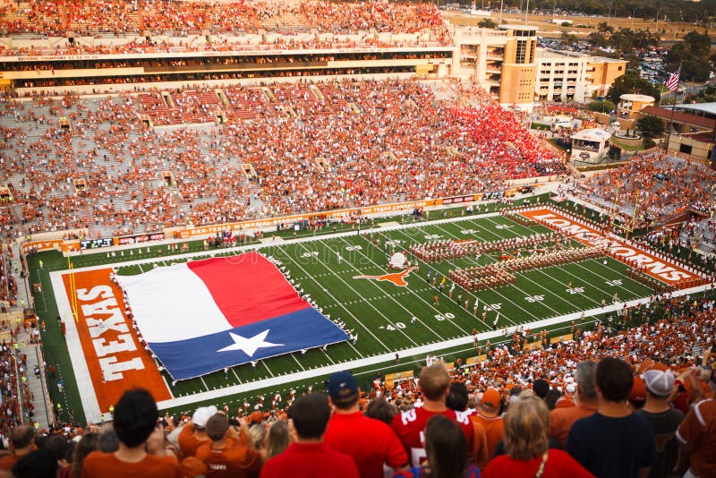 Jogo De Futebol Da Faculdade Dos Longhorns De Texas Fotografia