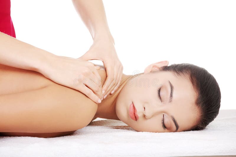 Preaty jonge vrouw ontspannende het hijsen massagetherapie