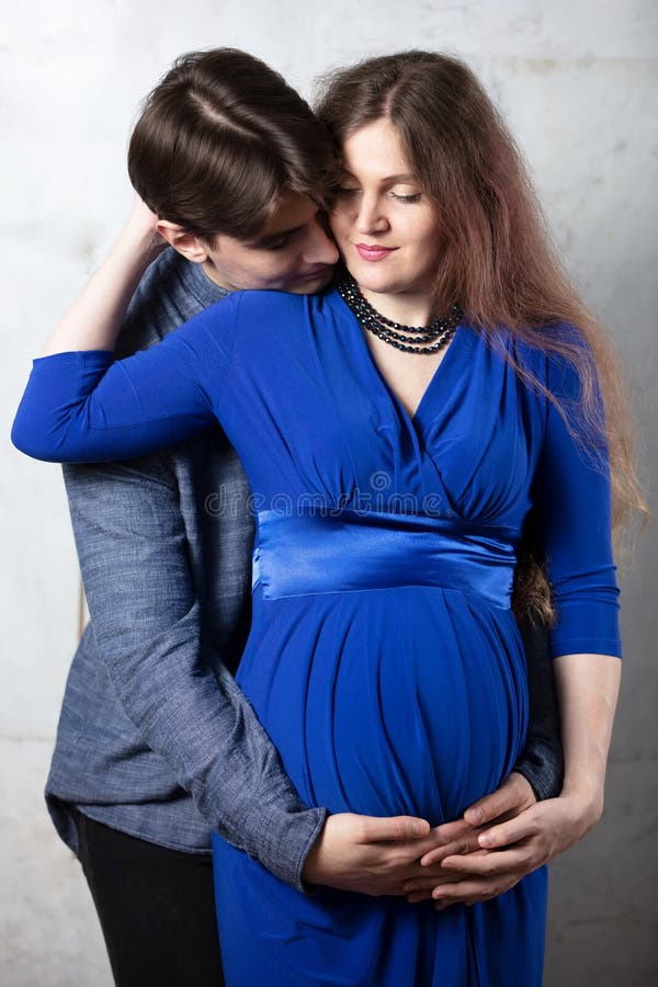 Husband And Pregnant Wife Stock Image Image Of Pregnant 198522105