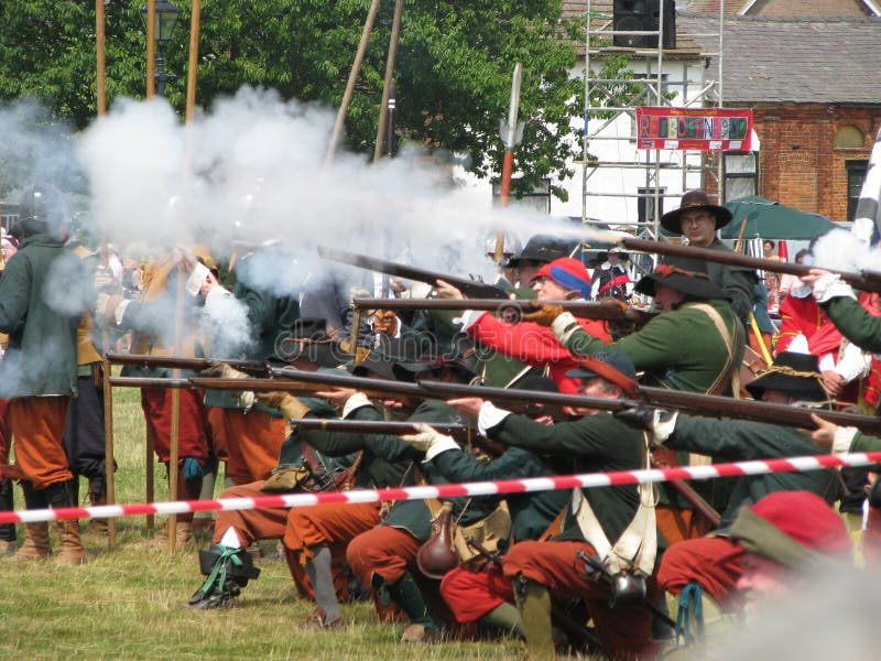 Premiers projectiles photo libre de droits Premiers projectiles photo libre de droits