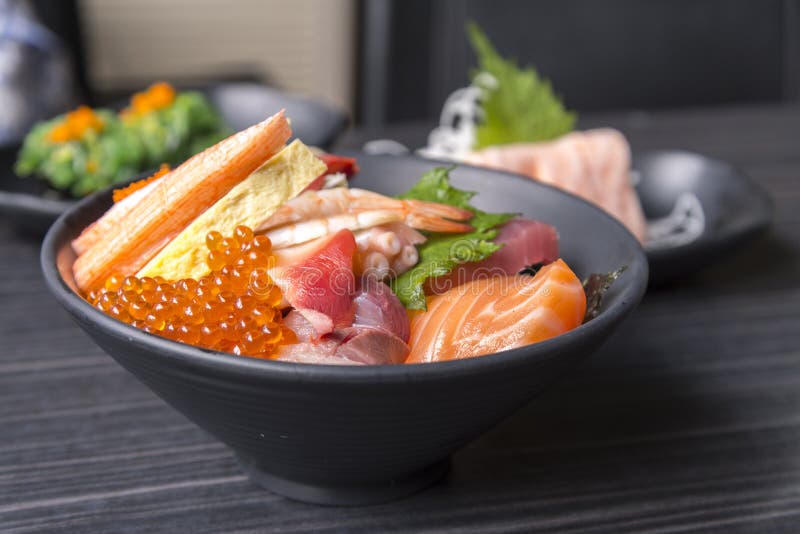 Premium Fresh Raw Seafood Mixed Rice Bowl & X28;Kaisen-don/ Japanese