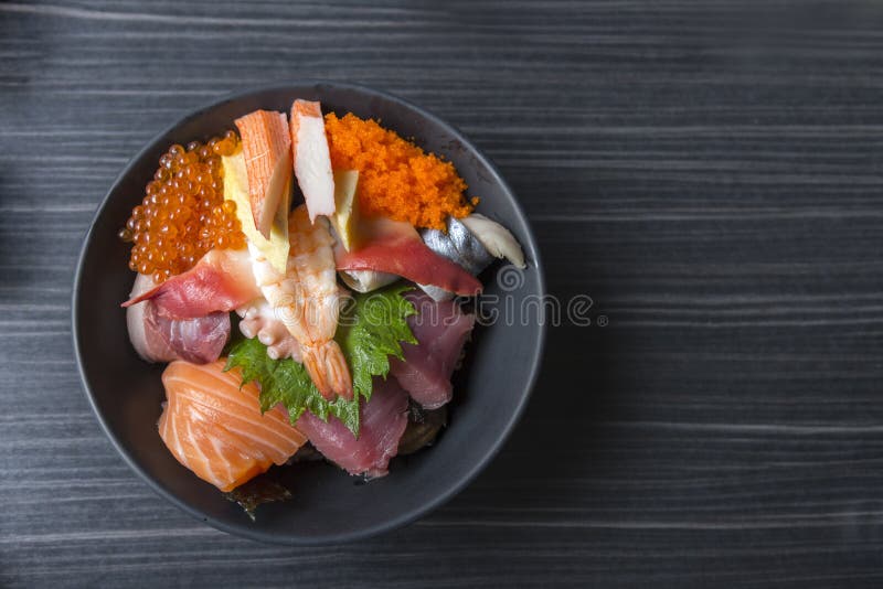 Premium Fresh Raw Seafood Mixed Rice Bowl & X28;Kaisen-don/ Japanese