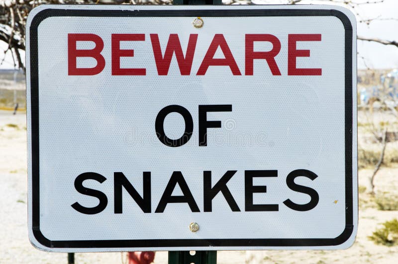 Prenez garde des serpents photos libres de droits