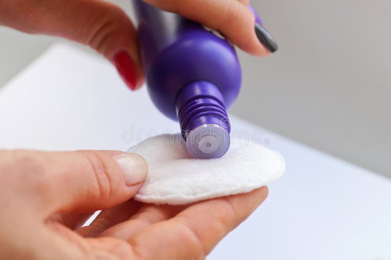 6 reasons why nail polish can blister