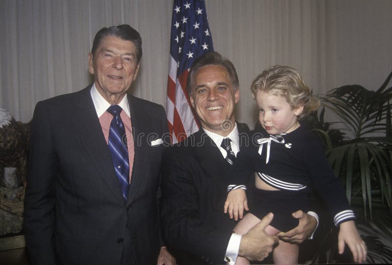Presidente Ronald Reagan e um admirador imagens de stock royalty free Presidente Ronald Reagan e um admirador imagens de stock royalty free