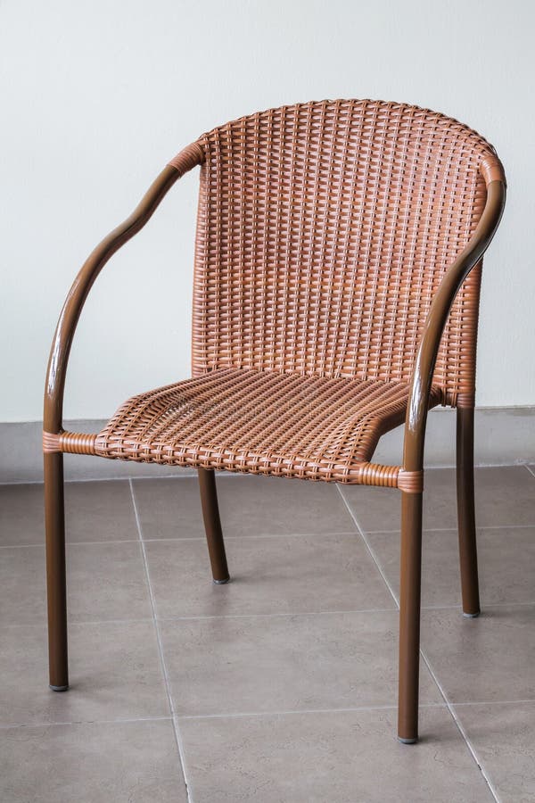 Presidenza del rattan di Brown fotografia stock