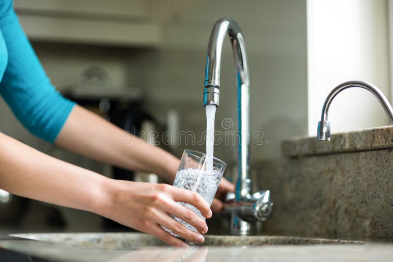 High Angle View of Woman Using Plunger in Sink Stock Image - Image of  housework, difficult: 213854807