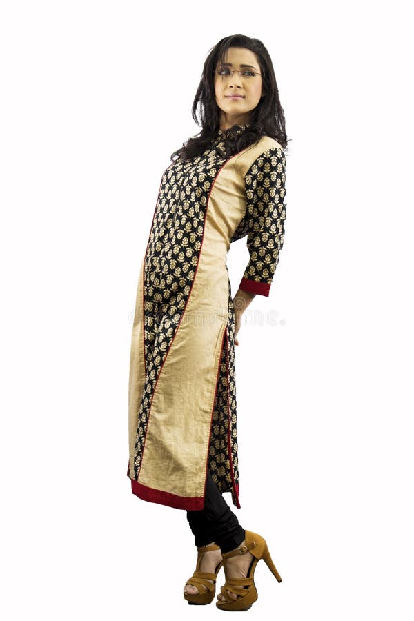 pretty indian female model girl wearing traditional kurti pretty indian female model girl wearing traditional kurti 95101581