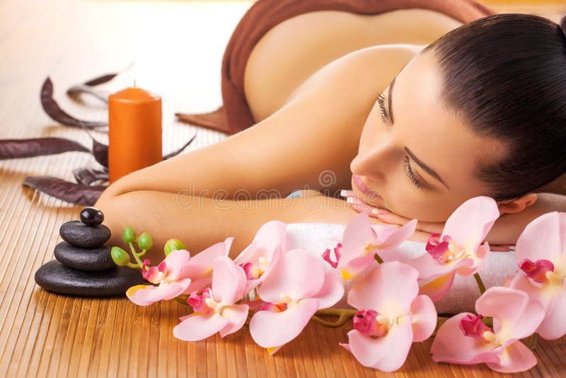 Spa therapy, Oil, Thai spa, Massage, Relaxing, Flowers, Towel, HD wallpaper  | Peakpx