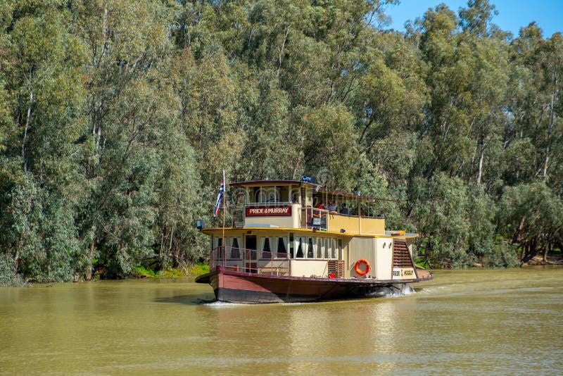 Pride of the Murray Paddlesteamer at Echuca Moama on the Murray