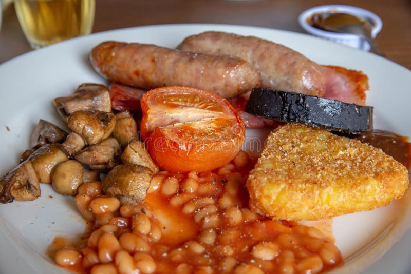 Prima colazione inglese tradizionale senza l'uovo immagine stock Prima colazione inglese tradizionale senza l'uovo immagine stock