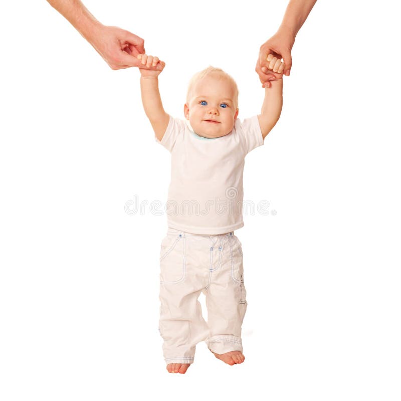 Primeiras etapas. Bebê que aprende andar, fotos de stock Primeiras etapas. Bebê que aprende andar, fotos de stock