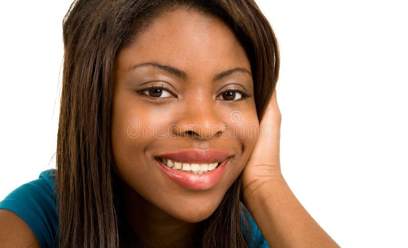 Primer de la cara de una señora hermosa del afroamericano fotos de archivo Primer de la cara de una señora hermosa del afroamericano fotos de archivo