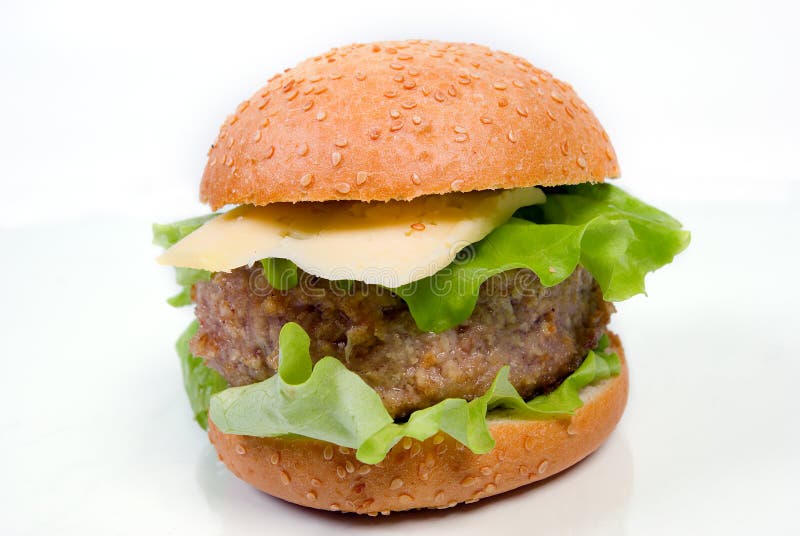 Primer de la hamburguesa imagen de archivo libre de regalías Primer de la hamburguesa imagen de archivo libre de regalías