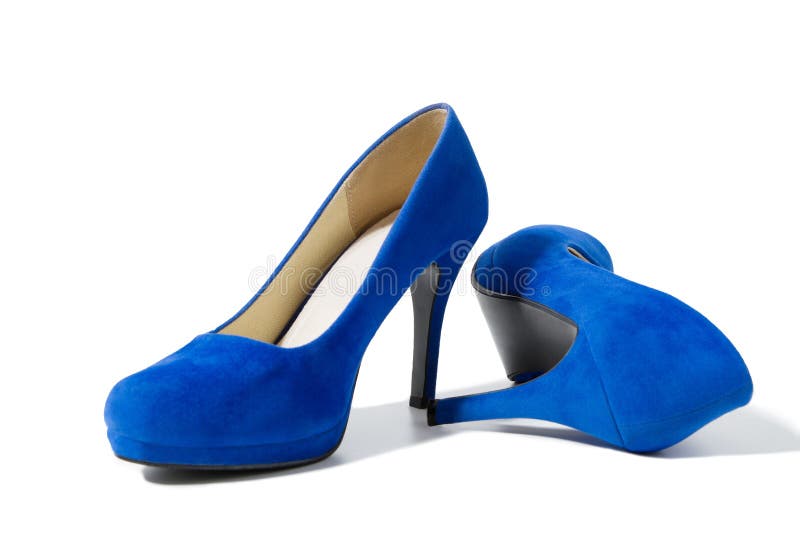 Primer De Zapatos Moda De Los Tacones Altos Aislados En El Fondo Blanco Zapato Azul De La Mujer Del Color En Piso Concepto Imagen archivo - Imagen de zapatos,