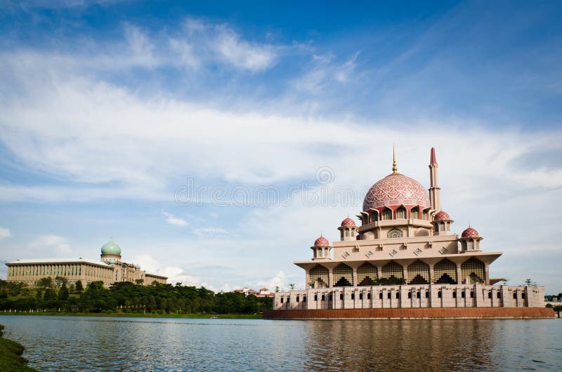 Primer ministro \ 'oficina y Masjid Putrajaya de s