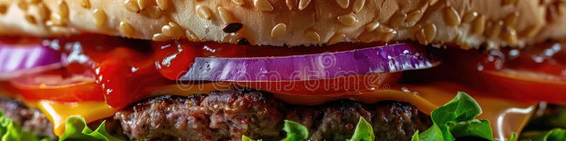 Primo piano di un delizioso hamburger di succhia. focalizzazione selettiva immagini stock libere da diritti