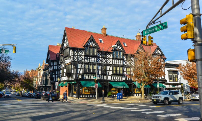 Princeton nj usa novenber 12 2019 : jubilerzy hamilton poza uniwersytetem princeton nj zdjęcia stock