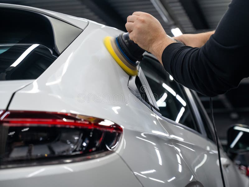 Process of Polishing White Car Body Surface Using Orbital Polishing