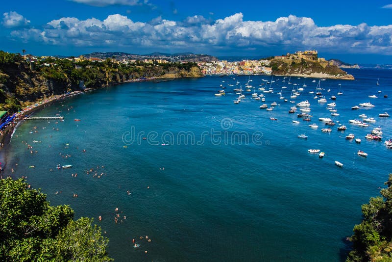Procida piękna wyspa w Tyrrhenian morzu w Włochy