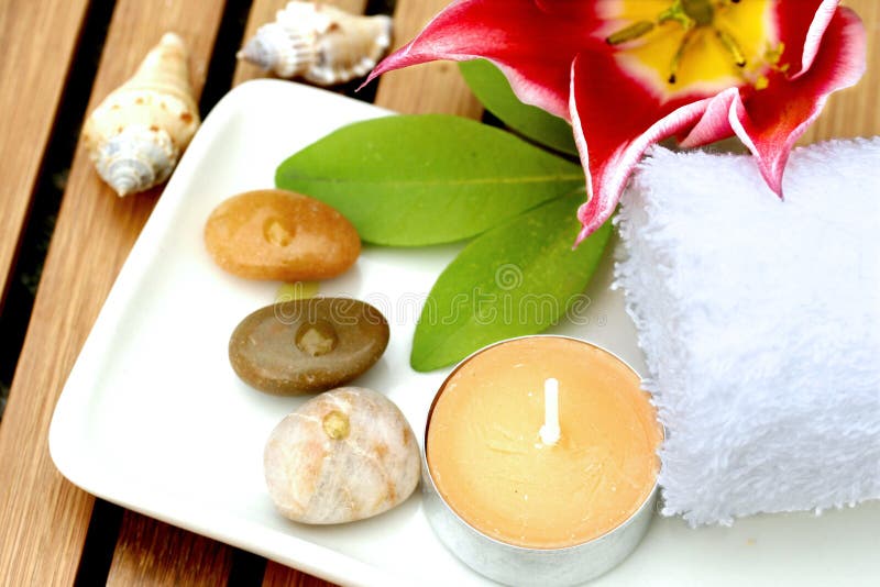 Productos de la terapia del masaje imágenes de archivo libres de regalías Productos de la terapia del masaje imágenes de archivo libres de regalías