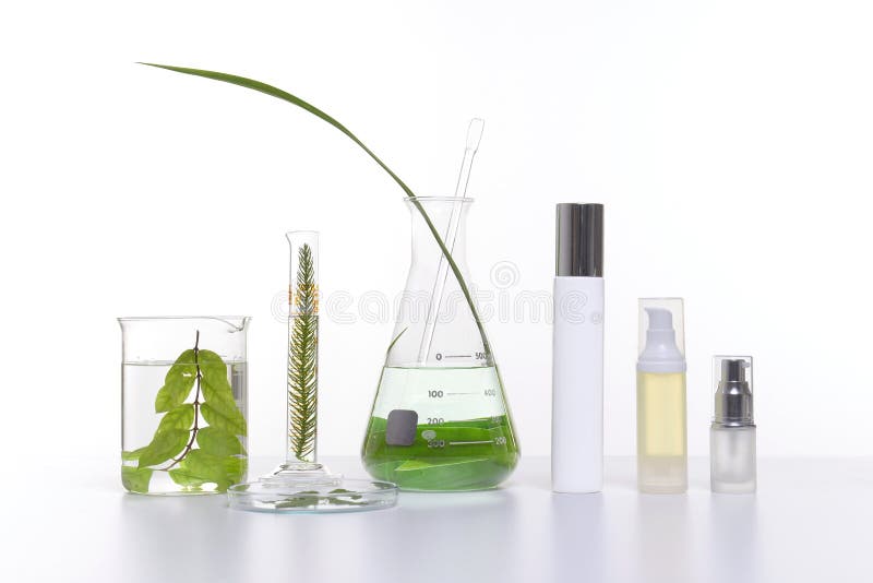 Produto natural com ingredientes ervais, close-up dos cosméticos da beleza
