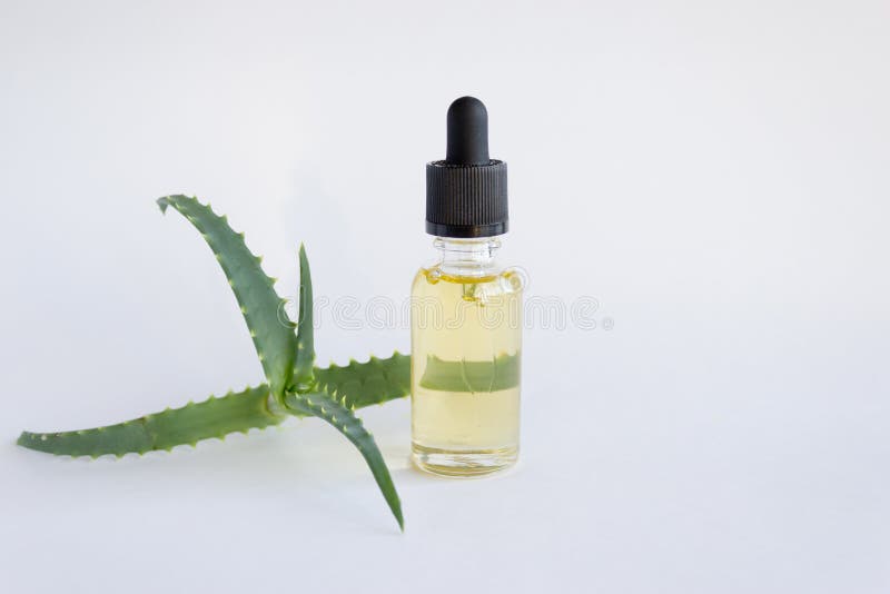 Professional Skin Care Dropper Bottle with Aloe Essential Oil Stock