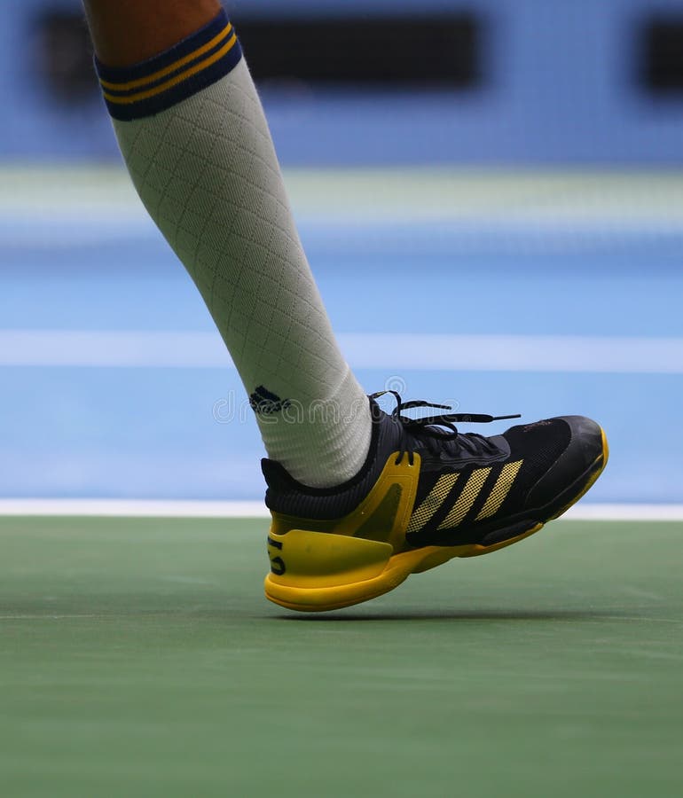 adidas zverev tennis shoes