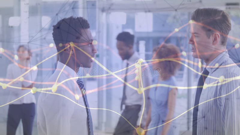 Professionnels de l'entreprise du bureau analysant des données avec des graphiques et des connexions d'animation illustration de vecteur