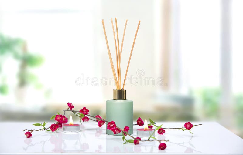 Profumo liquido per rinfrescare l'aria nei bastoncini di aroma per la terapia dell'aroma con profumo da tavola