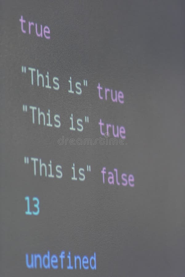 Java-Programmcode auf Projektorschirm an Programmierungsklasse