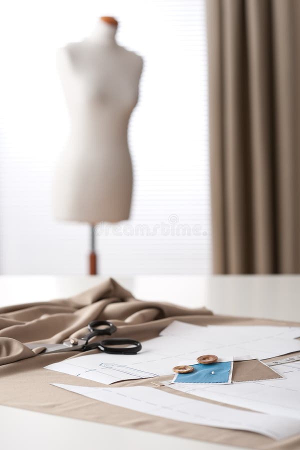 Projektanta mody mannequin studio obraz stock