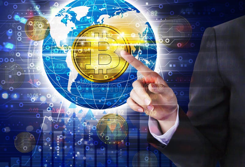 Projeto tocante do bitcoin da mão da mulher de negócio foto de stock Projeto tocante do bitcoin da mão da mulher de negócio foto de stock