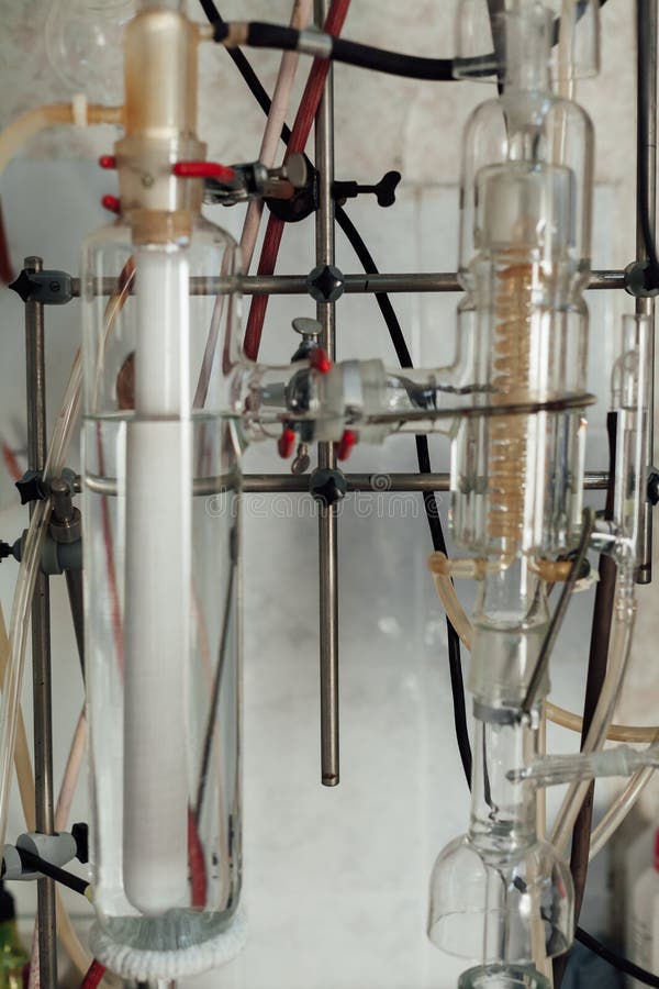 Property and Utensils for Chemical Experiments in the Chemical